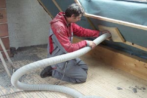 [Einsatz von Zellulose als D&auml;mmstoff]